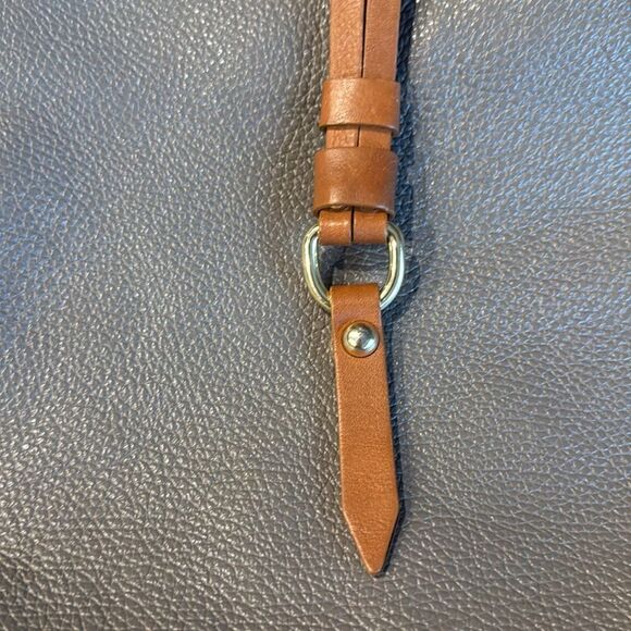 VALENTINA ITALIAN MADE PEBBLED LEATHER GRAY AND TAN BUCKET SHOULDER BAG EUC - Picture 3 of 16